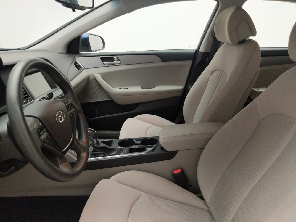 2016 Hyundai Sonata - Driver Front Seat