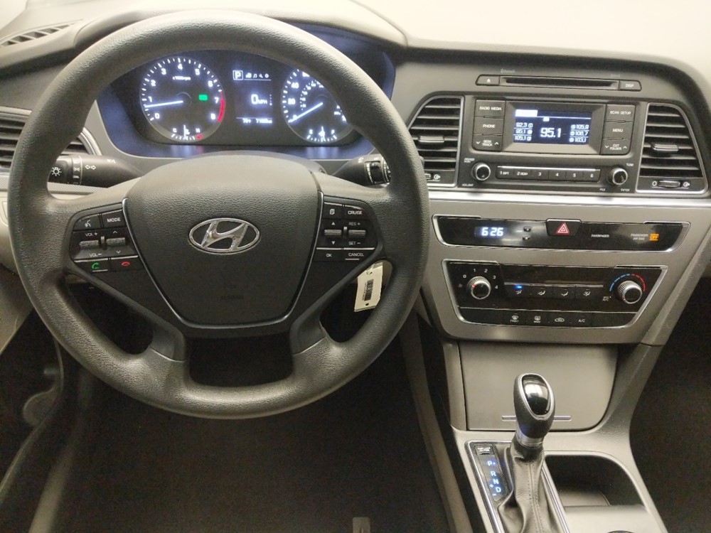2017 Hyundai Sonata - Driver Dash