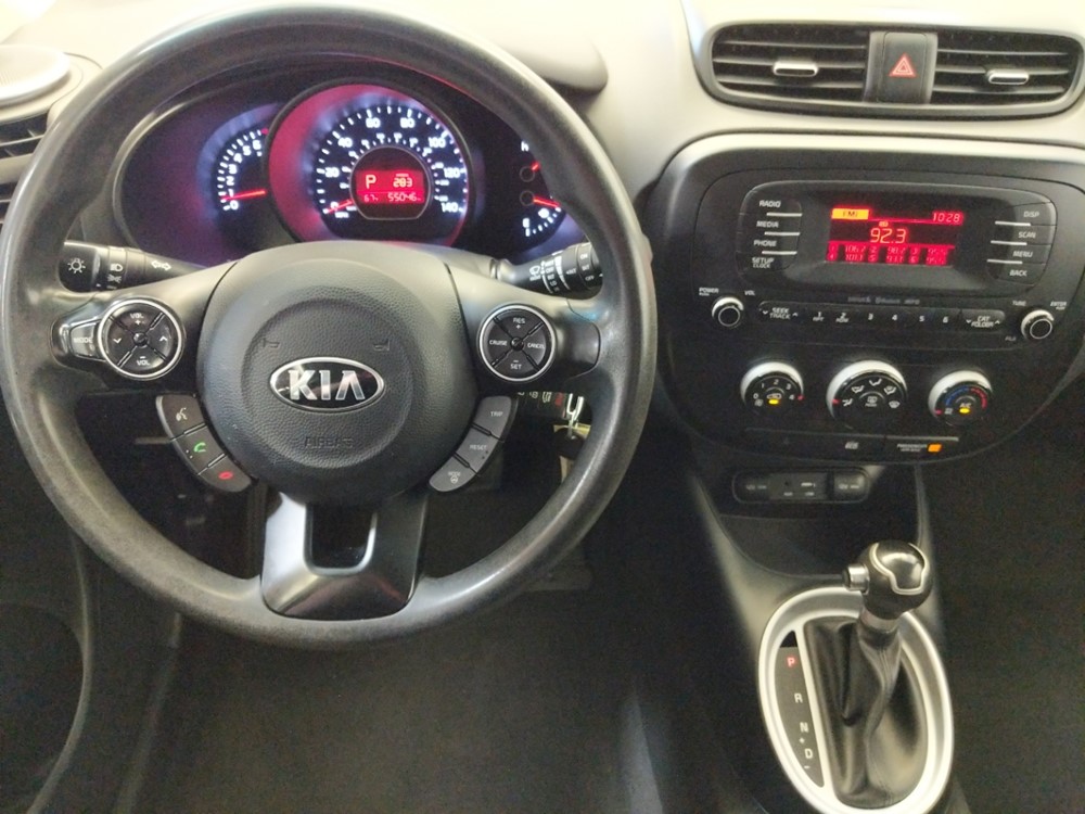 2016 Kia Soul - Driver Dash