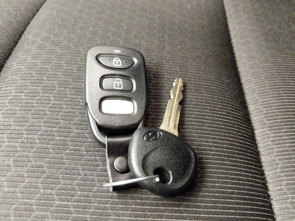 2018 Hyundai Elantra - Keys