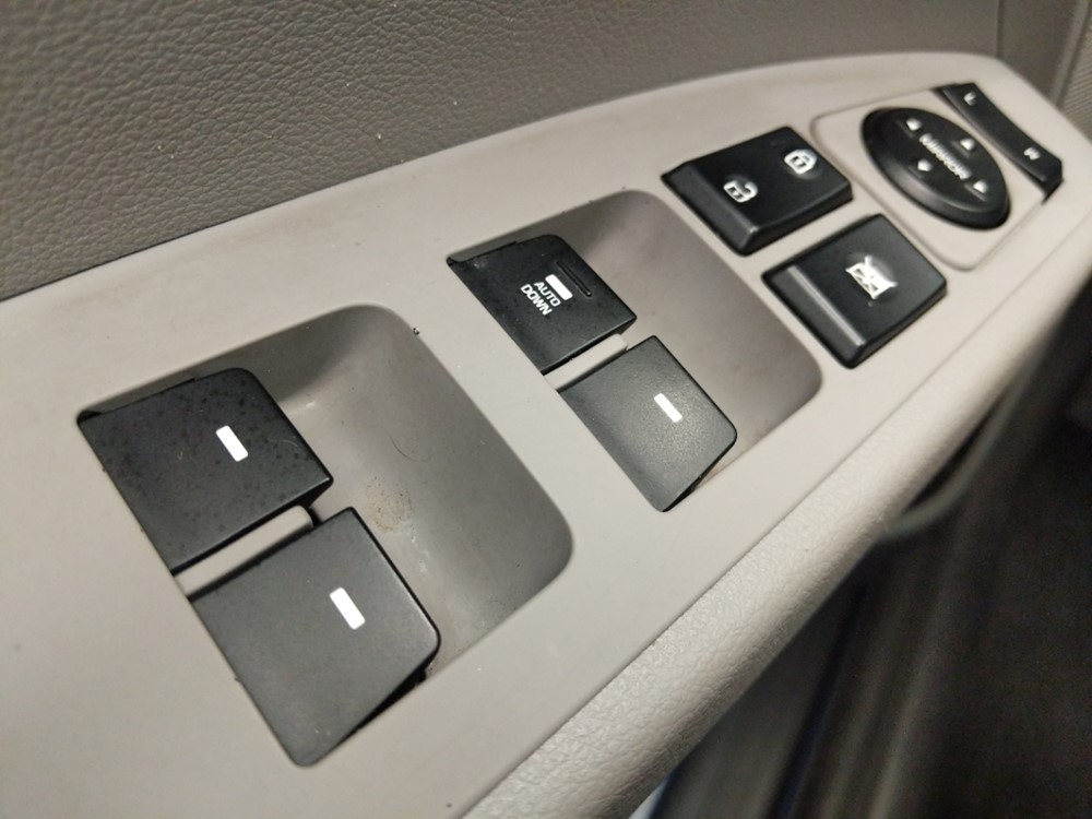 2017 Hyundai Elantra - Driver Power Windows/Lock Control