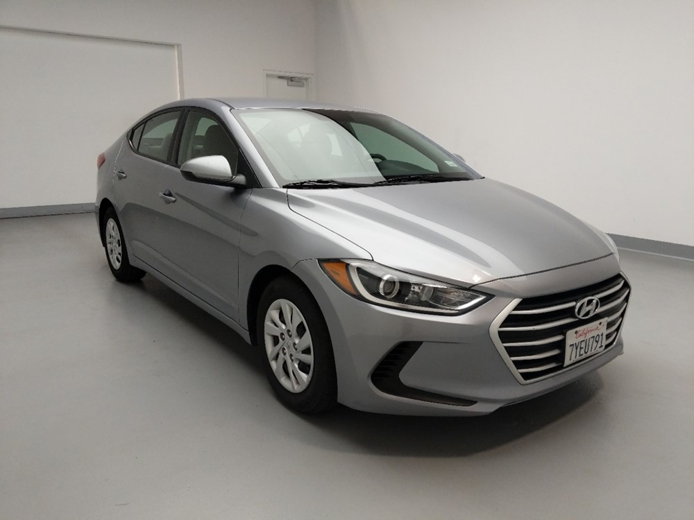 2017 Hyundai Elantra - Passenger Front Bumper