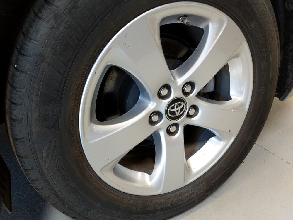 2018 Toyota Sienna - Wheel