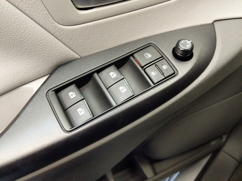 2018 Toyota Sienna - Driver Power Windows/Lock Control