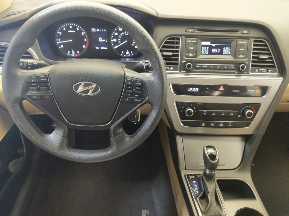 2017 Hyundai Sonata - Driver Dash