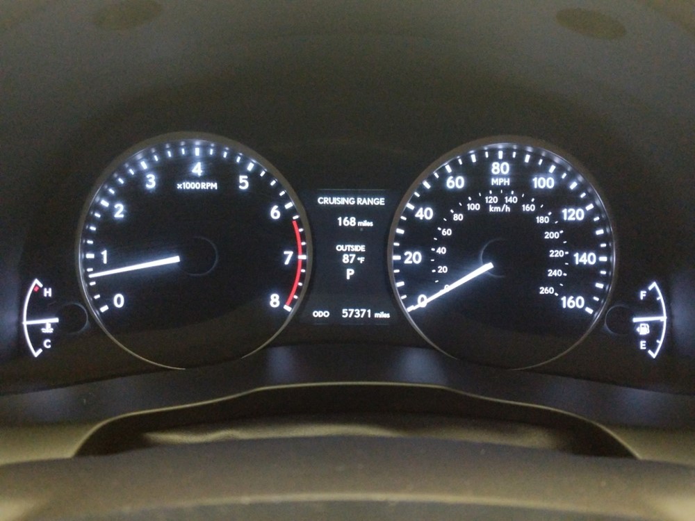 2015 Lexus ES 350 - Odometer Close Up