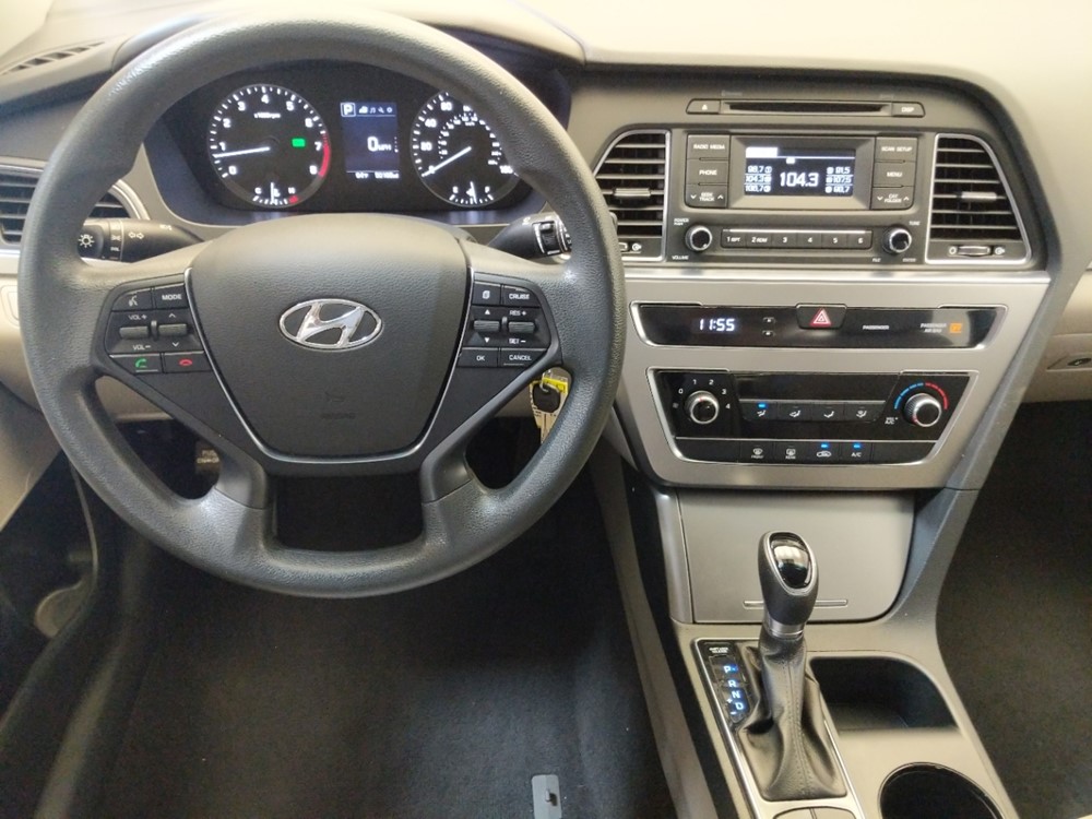 2017 Hyundai Sonata - Driver Dash
