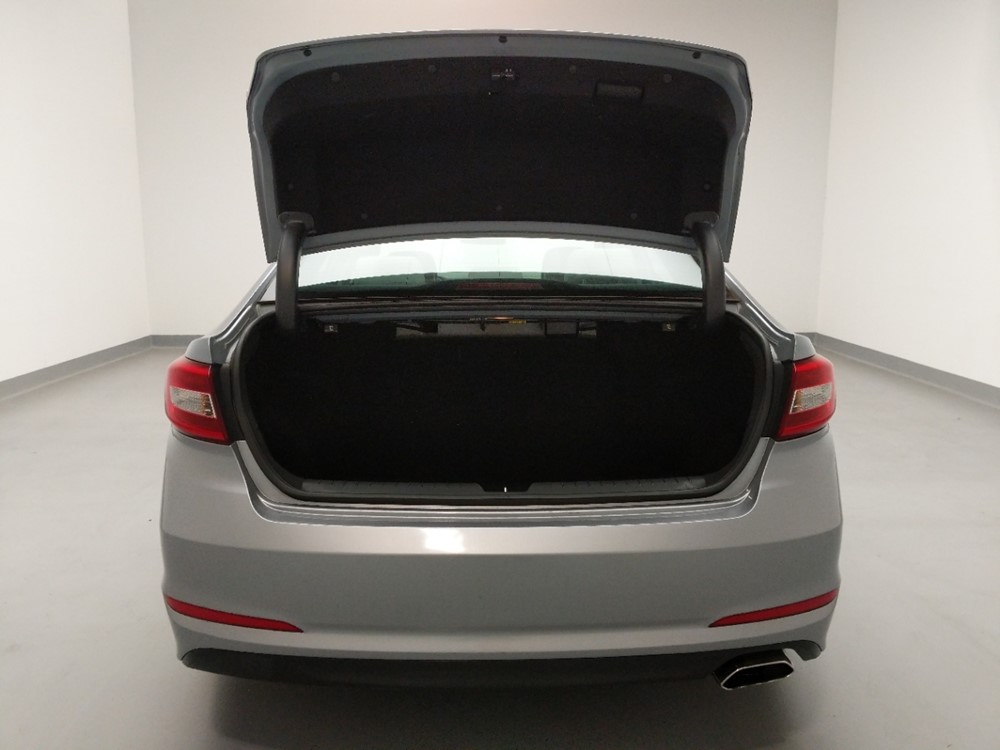 2017 Hyundai Sonata - Trunk