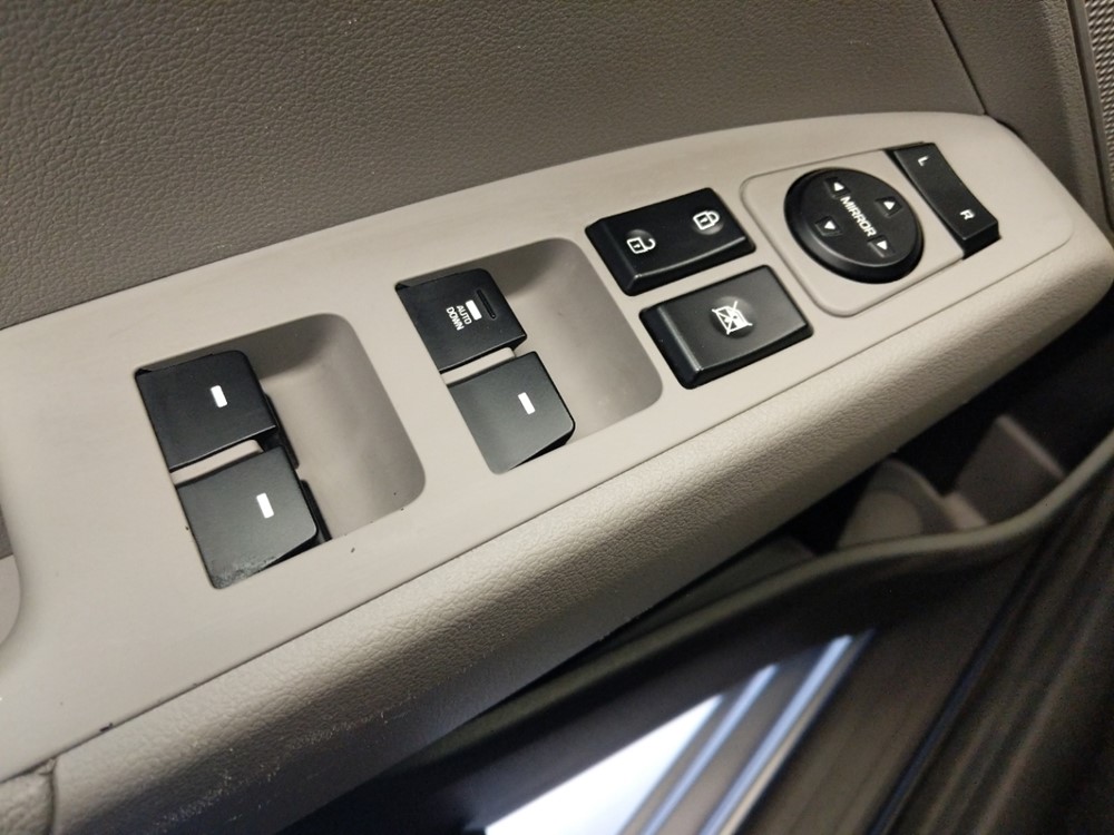 2017 Hyundai Elantra - Driver Power Windows/Lock Control