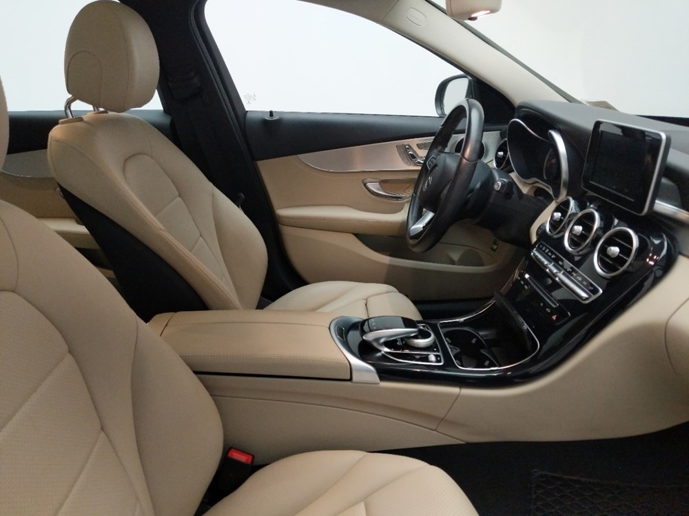 2016 Mercedes-Benz C300 - Passenger Front Seat