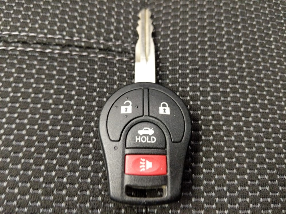 2018 Nissan Sentra - Keys