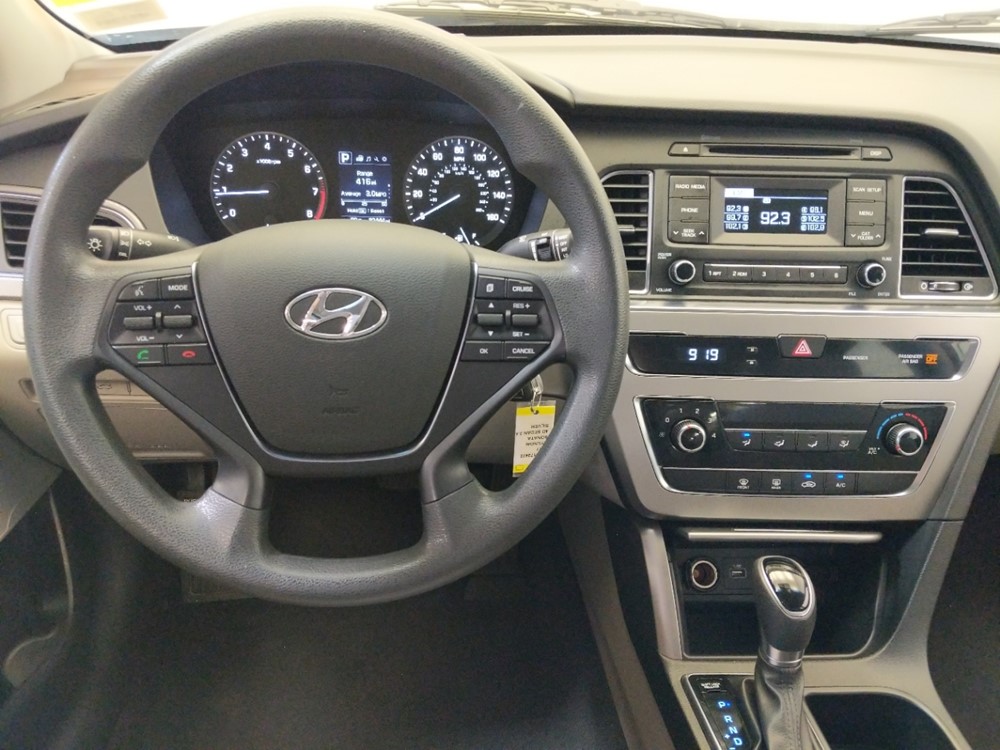2017 Hyundai Sonata - Driver Dash