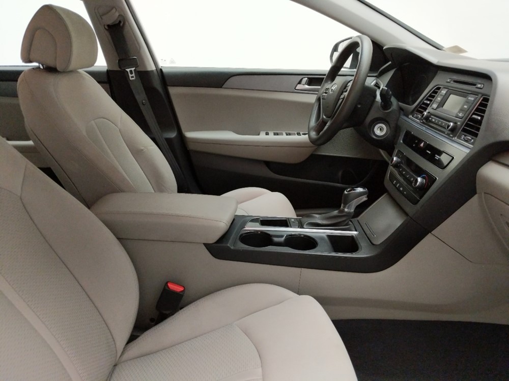 2017 Hyundai Sonata - Passenger Front Seat