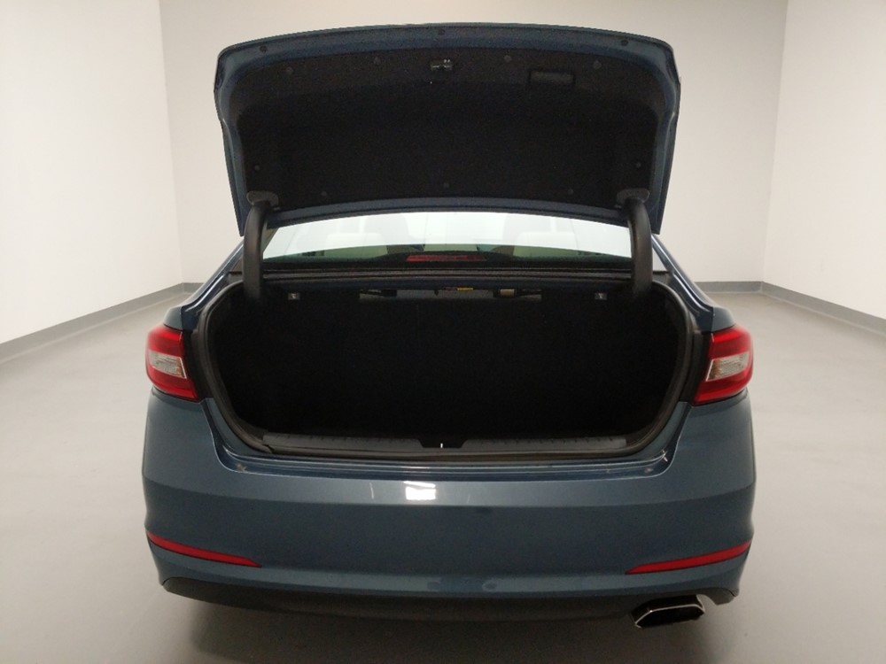 2017 Hyundai Sonata - Trunk