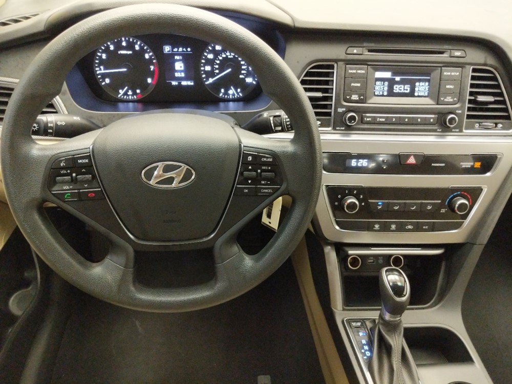 2017 Hyundai Sonata - Driver Dash