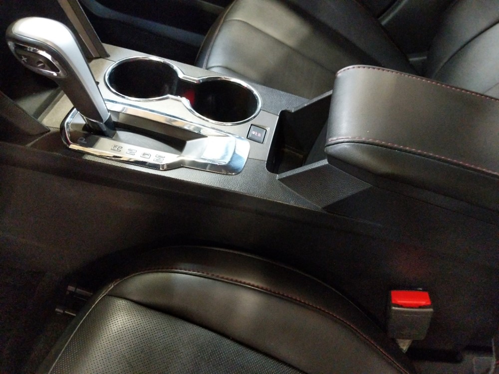 2013 GMC Terrain - Center Console/Cup Holders