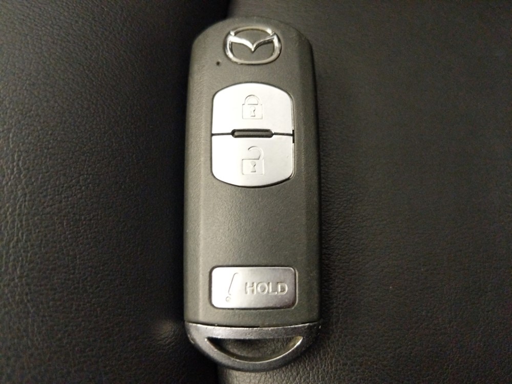 2016 Mazda Mazda3 - Keys
