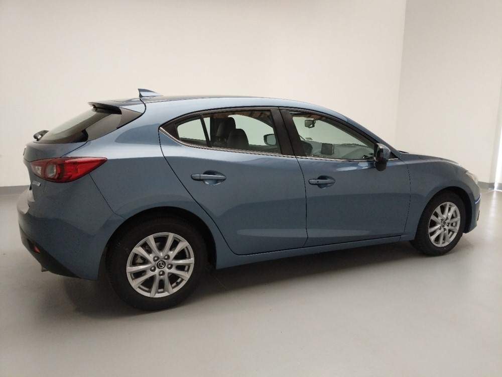 2016 Mazda Mazda3 - Passenger Rear Side