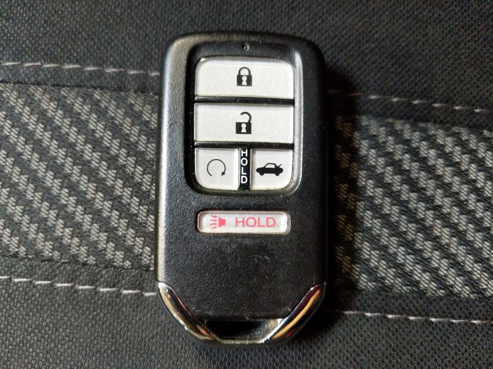 2016 Honda Civic - Keys