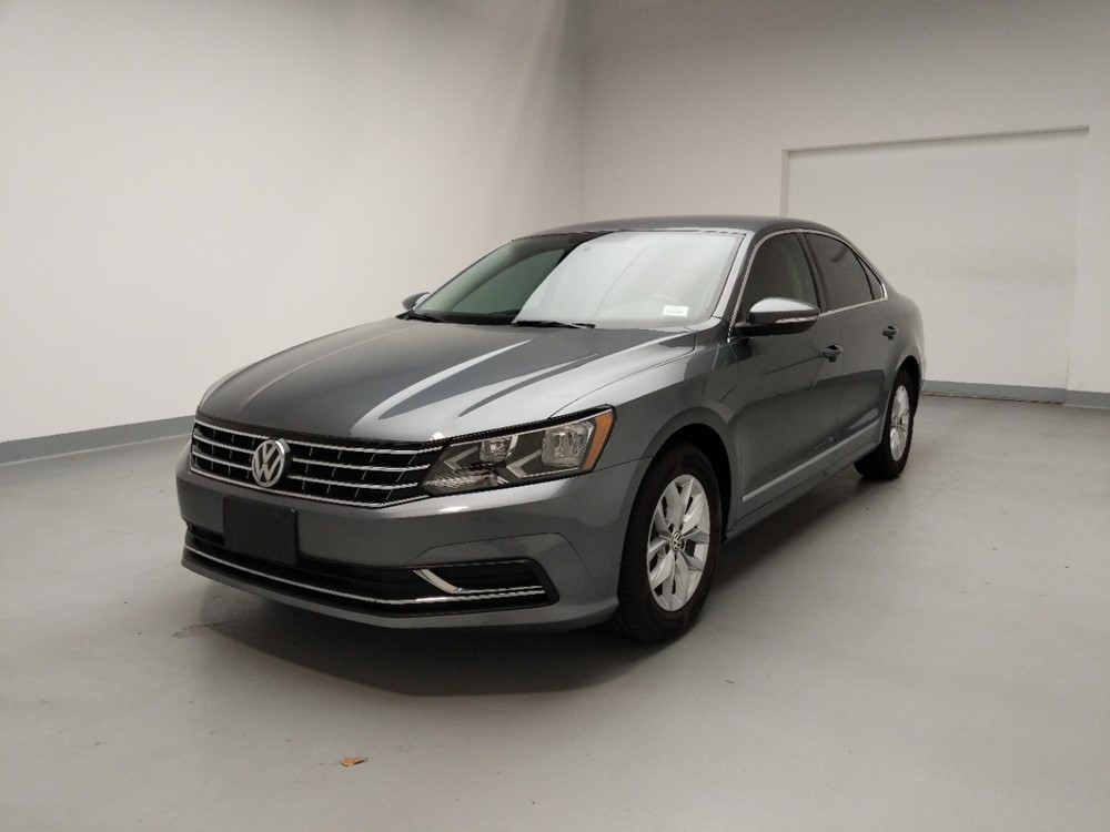 Used 2016 Volkswagen Passat Driver Front Bumper