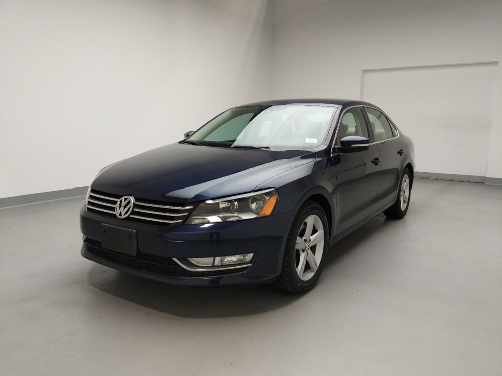 Used 2015 Volkswagen Passat Driver Front Bumper