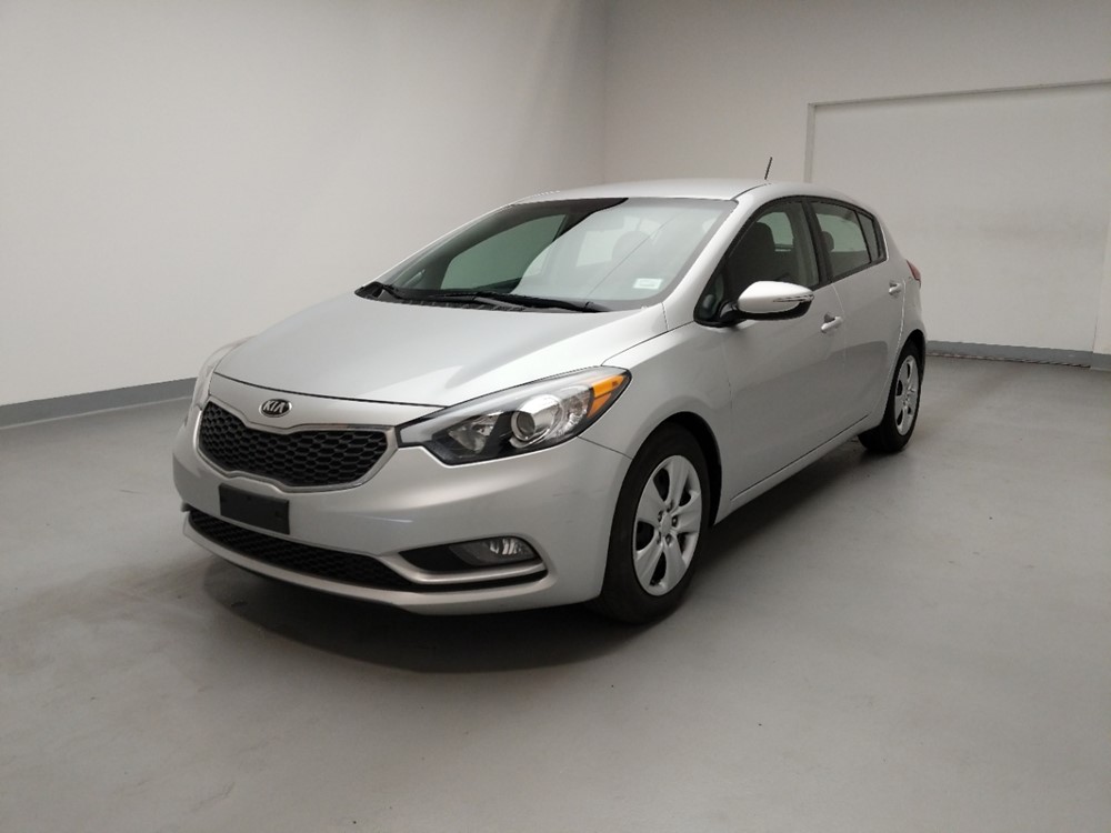 Used 2016 Kia Forte5 Driver Front Bumper