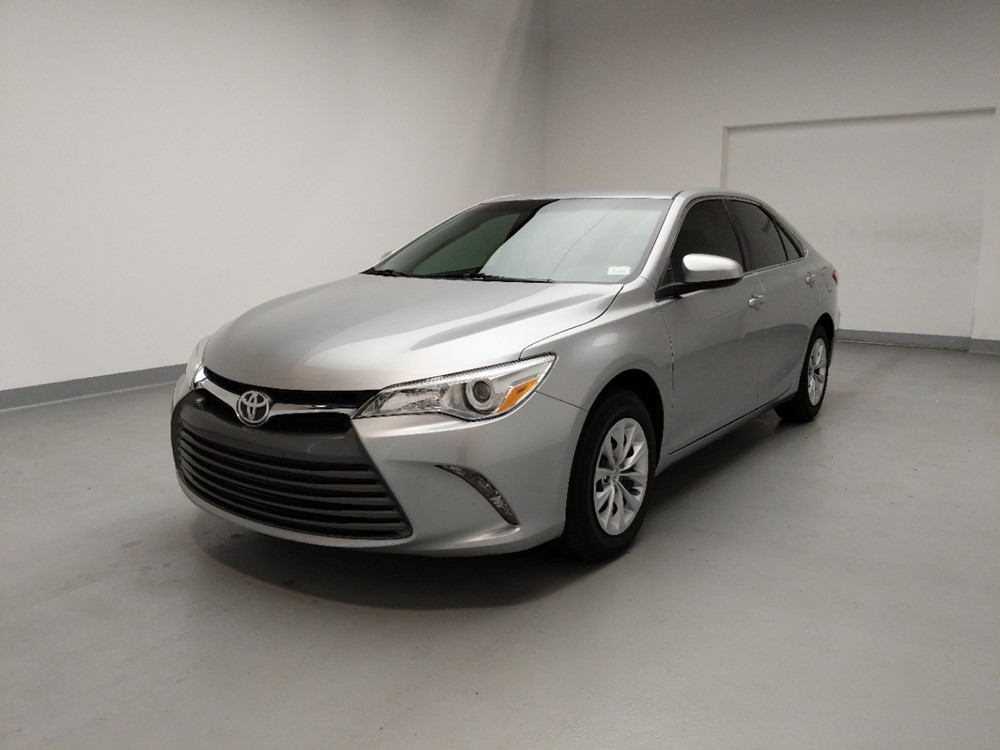 Used 2017 Toyota Camry Driver Front Bumper