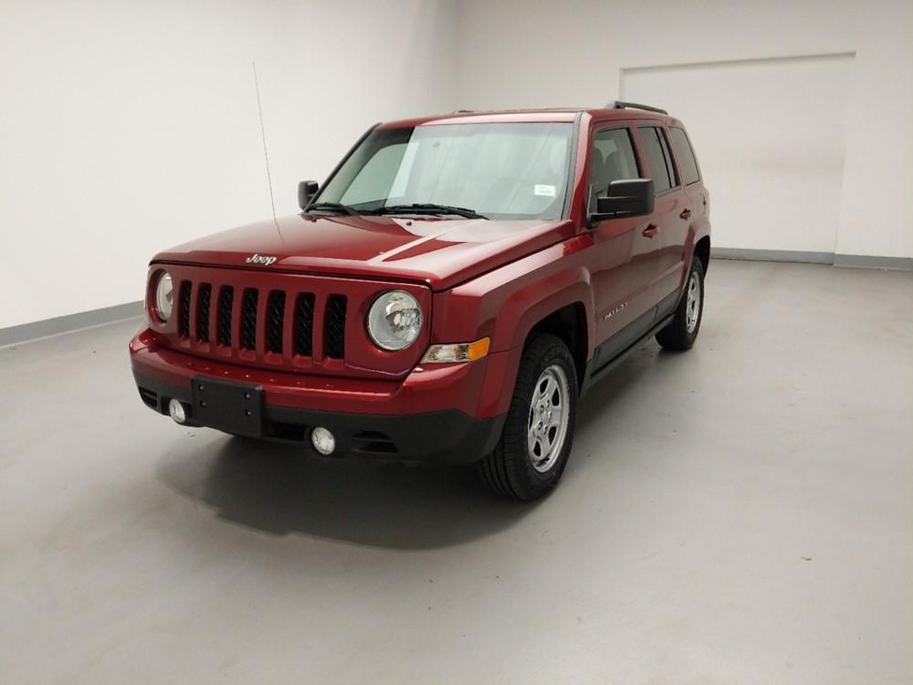 Used 2016 Jeep Patriot Driver Front Bumper