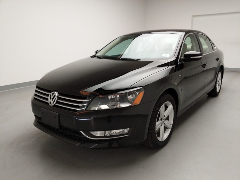 Used 2015 Volkswagen Passat Driver Front Bumper