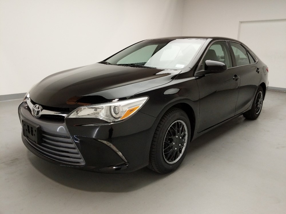 Used 2015 Toyota Camry Driver Front Bumper