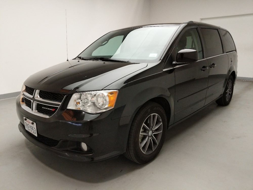 Used 2017 Dodge Grand Caravan Driver Front Bumper