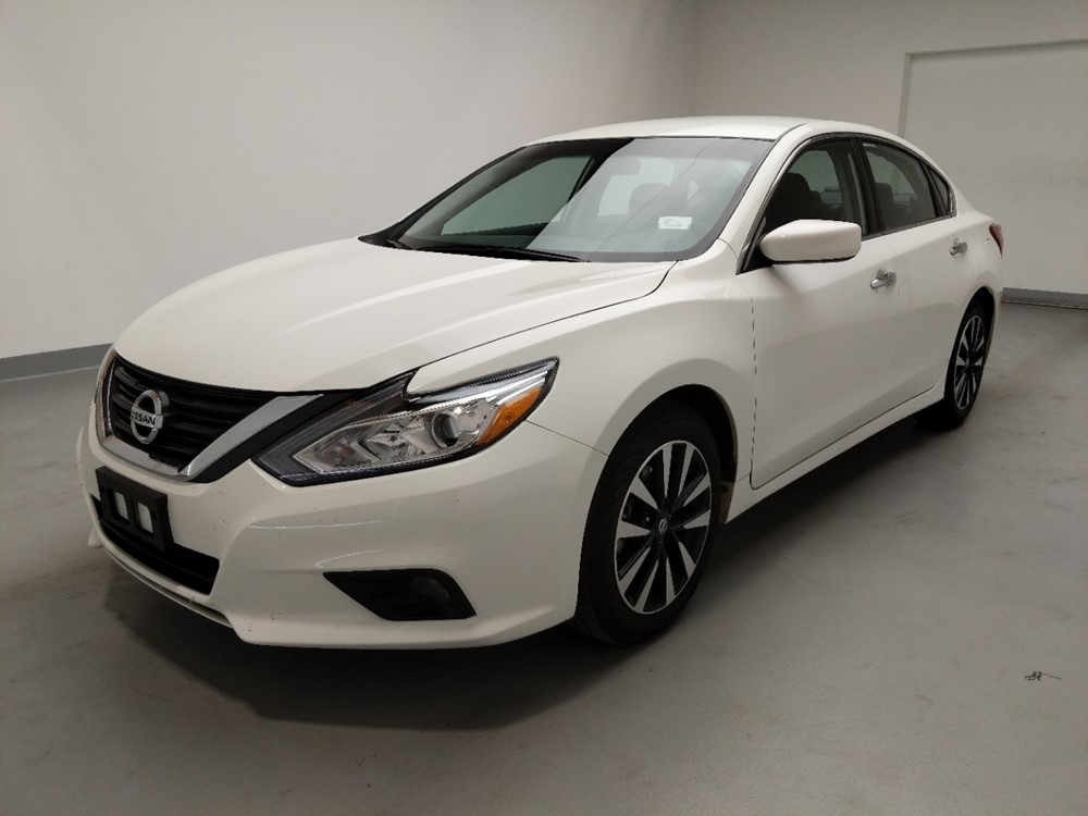 Used 2018 Nissan Altima Driver Front Bumper