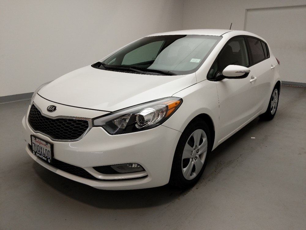 Used 2016 Kia Forte5 Driver Front Bumper