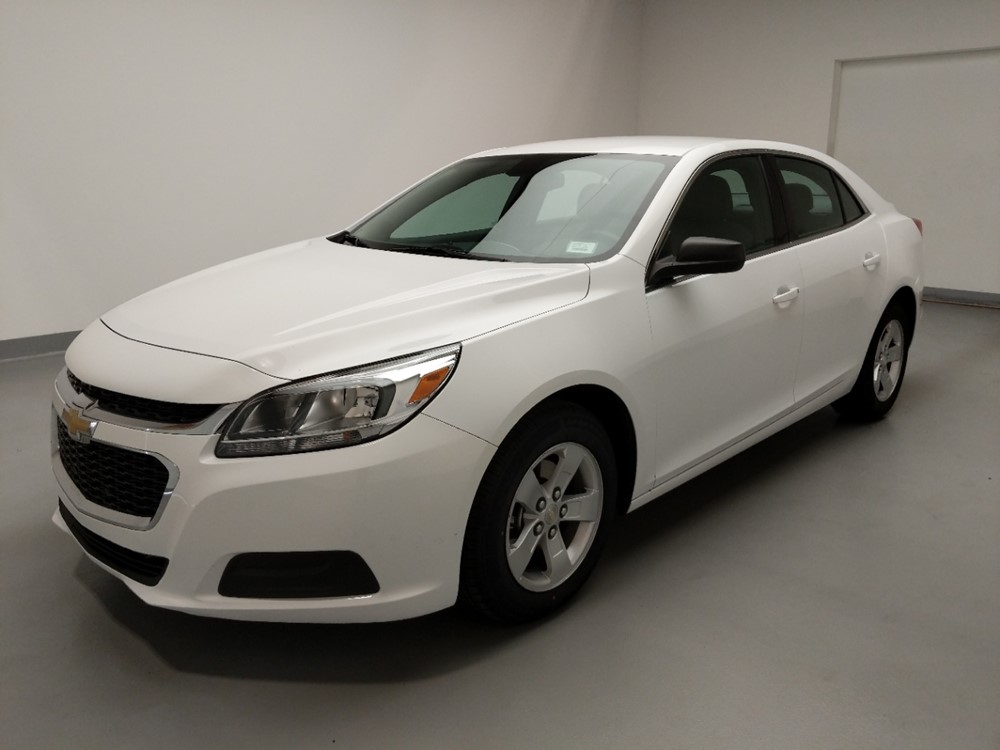 Used 2016 Chevrolet Malibu Driver Front Bumper