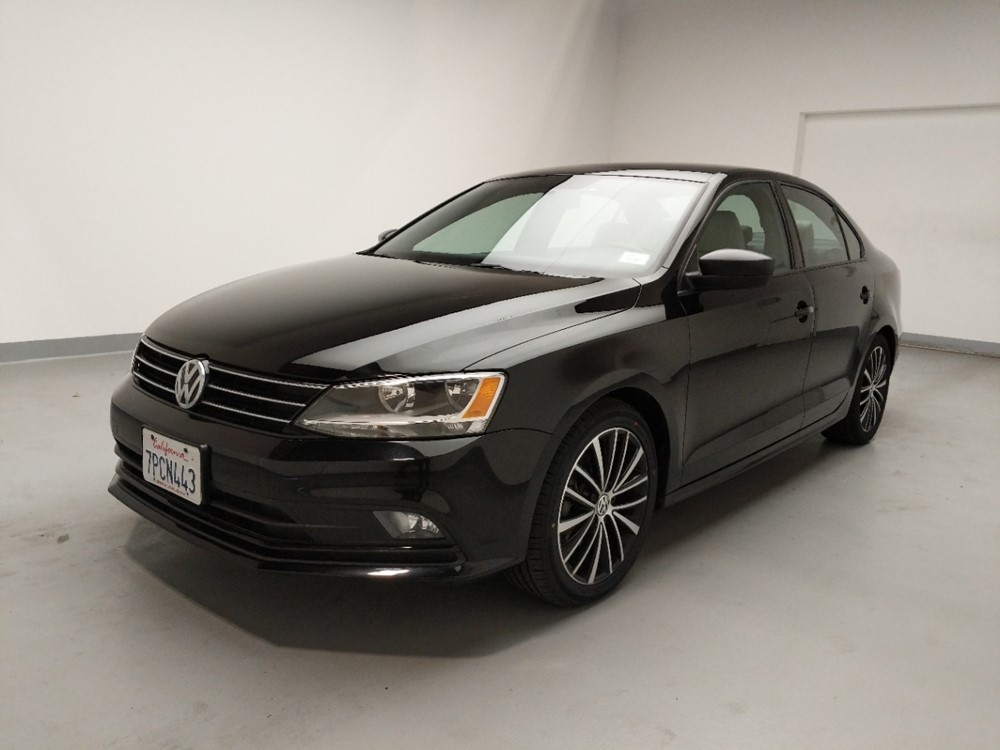 Used 2016 Volkswagen Jetta Driver Front Bumper