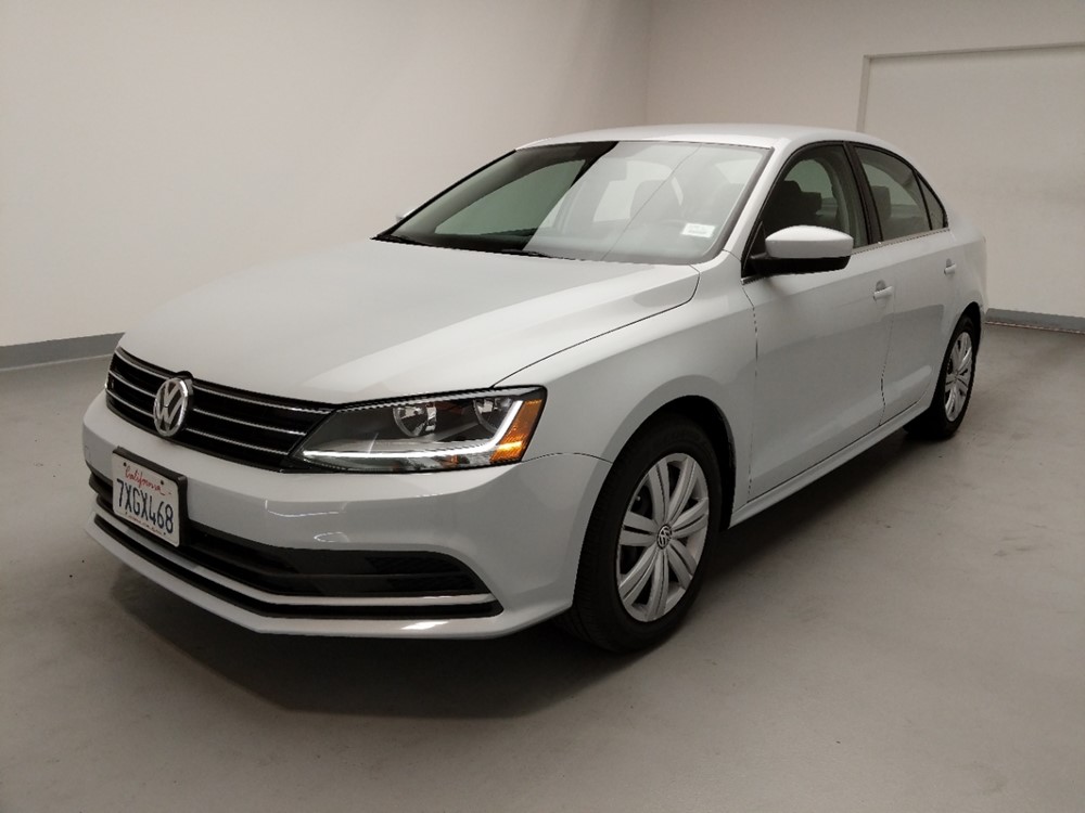Used 2017 Volkswagen Jetta Driver Front Bumper