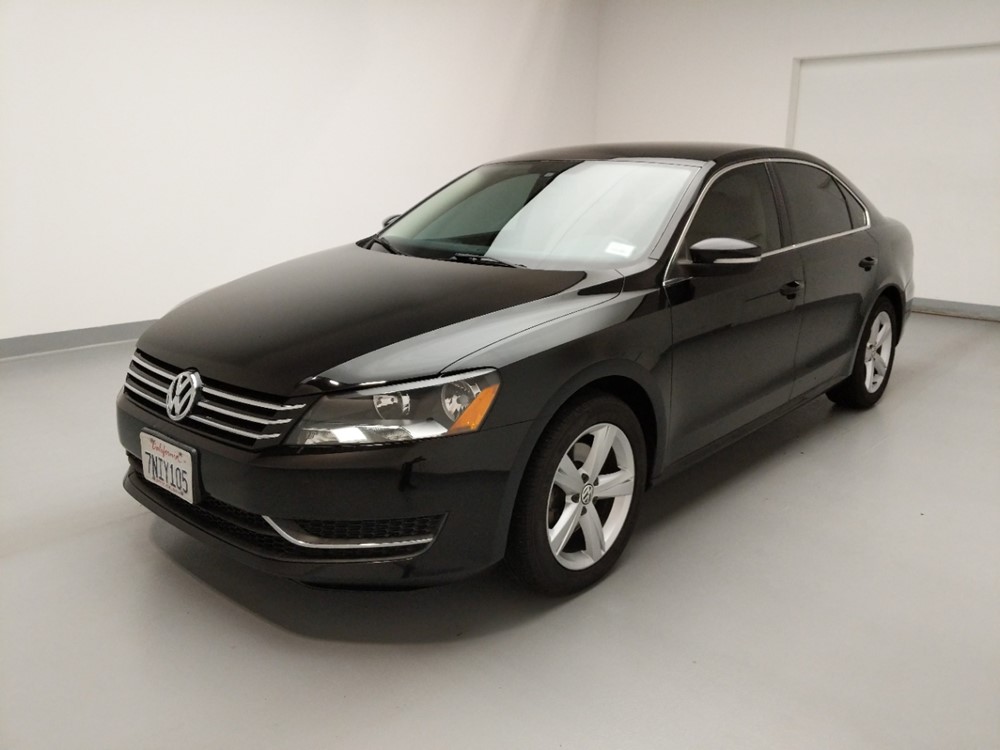Used 2015 Volkswagen Passat Driver Front Bumper