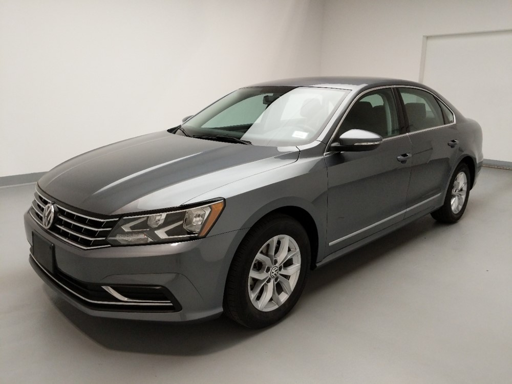Used 2017 Volkswagen Passat Driver Front Bumper