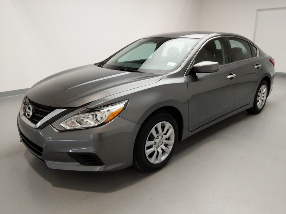 Used 2017 Nissan Altima Driver Front Bumper