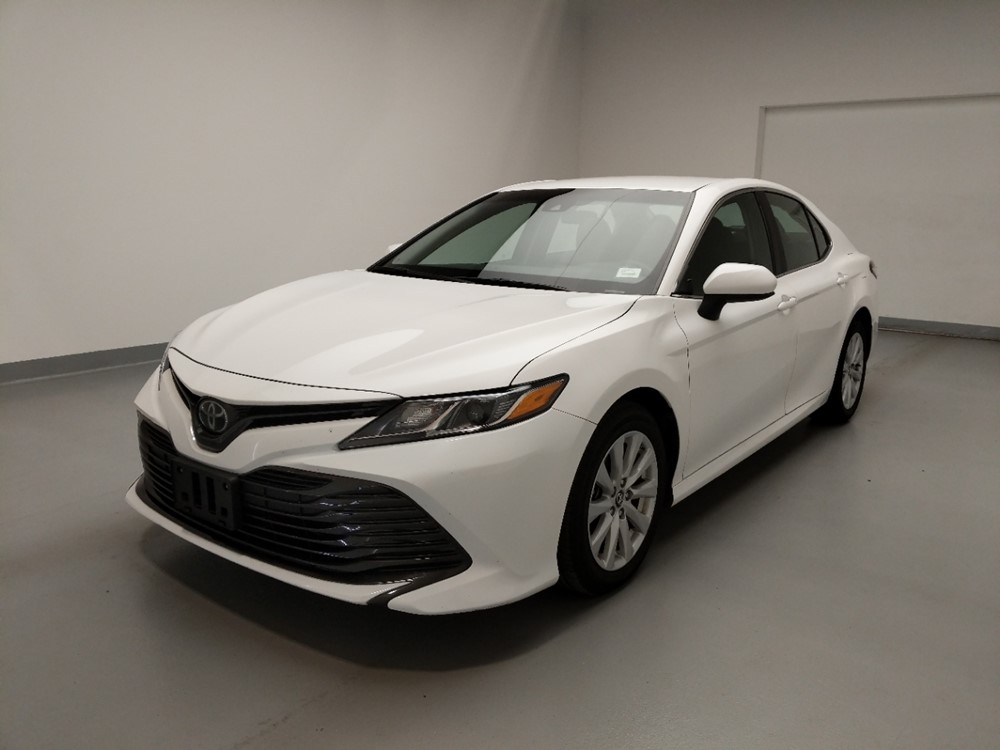 Used 2018 Toyota Camry Driver Front Bumper