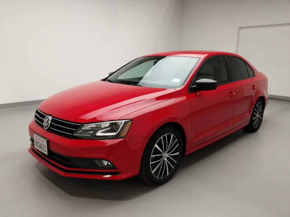 Used 2016 Volkswagen Jetta Driver Front Bumper