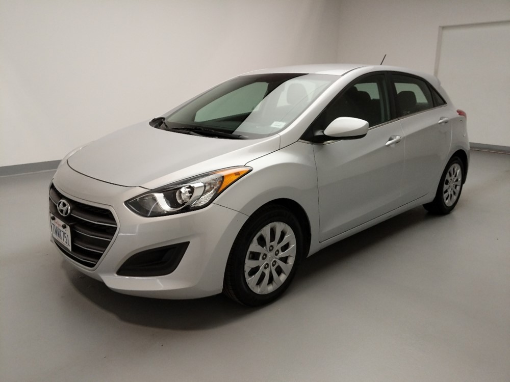 Used 2017 Hyundai Elantra Driver Front Bumper