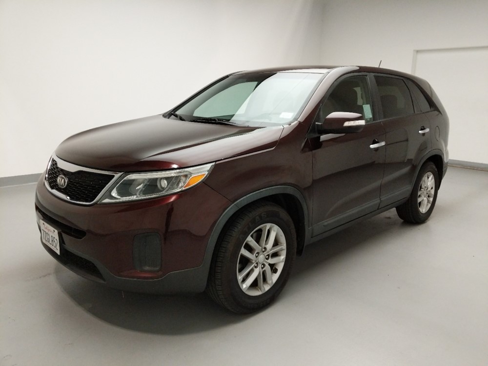 Used 2014 Kia Sorento Driver Front Bumper