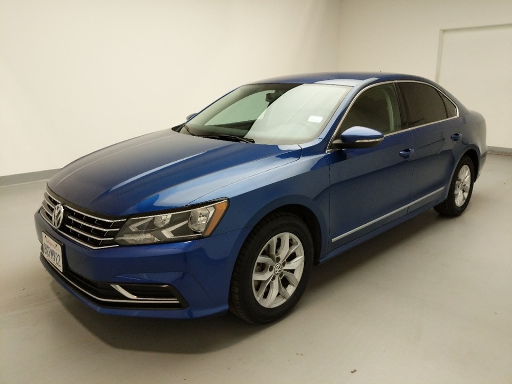 Used 2016 Volkswagen Passat Driver Front Bumper