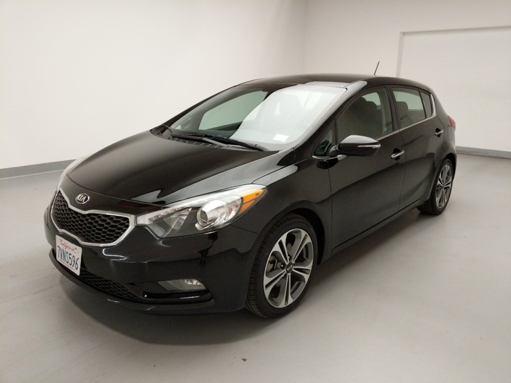 Used 2016 Kia Forte5 Driver Front Bumper