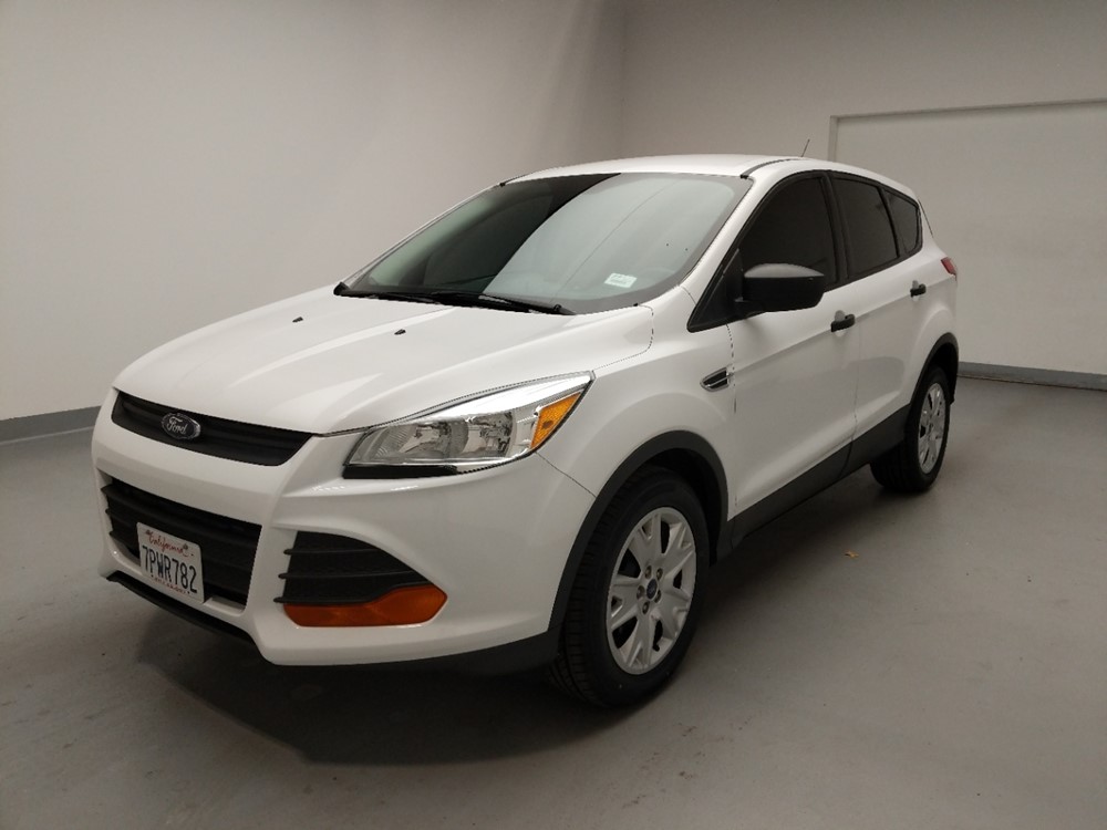 Used 2016 Ford Escape Driver Front Bumper