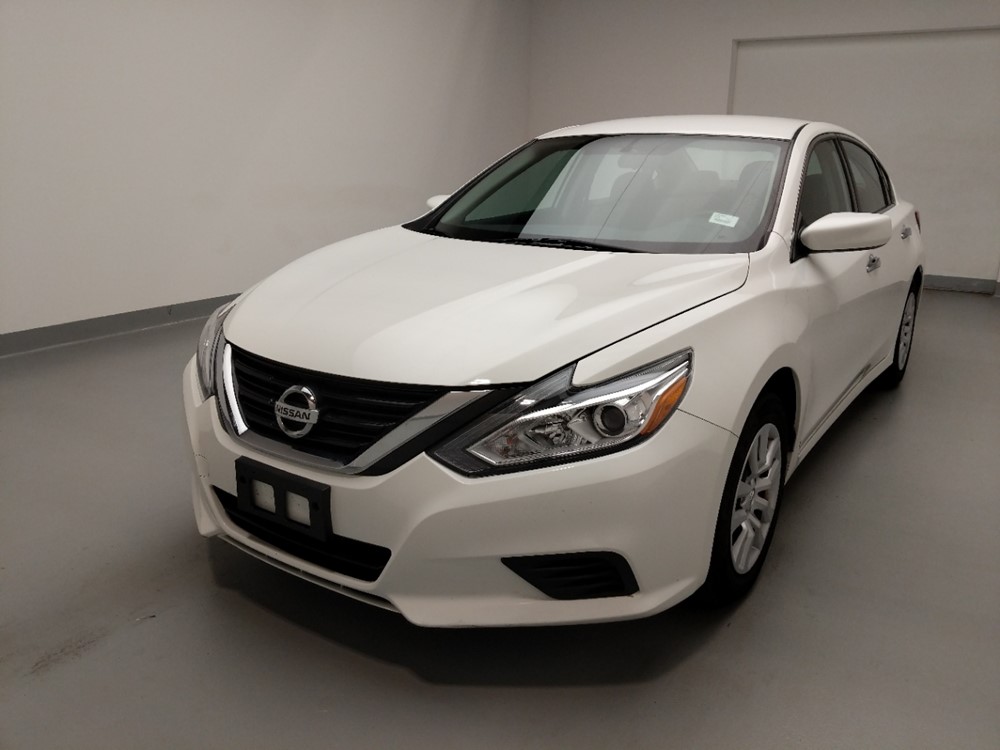 Used 2017 Nissan Altima Driver Front Bumper