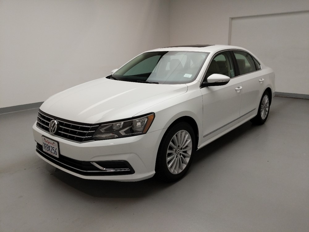 Used 2016 Volkswagen Passat Driver Front Bumper