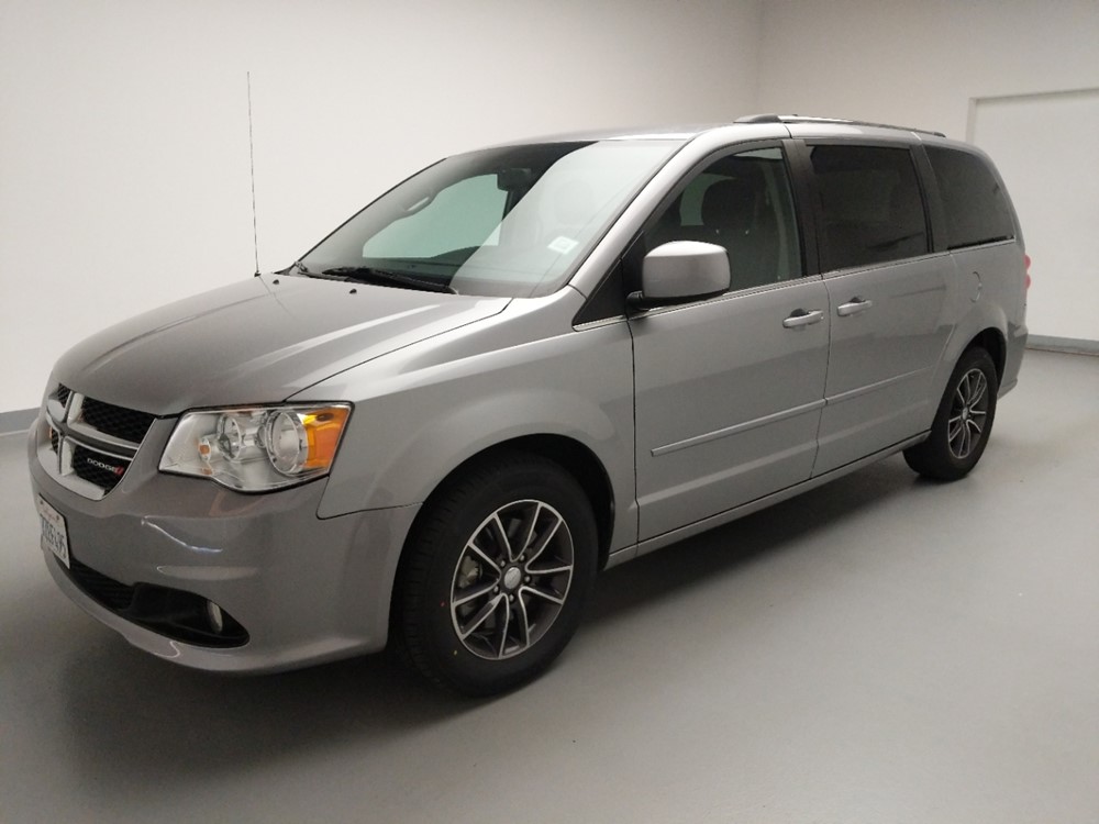Used 2017 Dodge Grand Caravan Driver Front Bumper