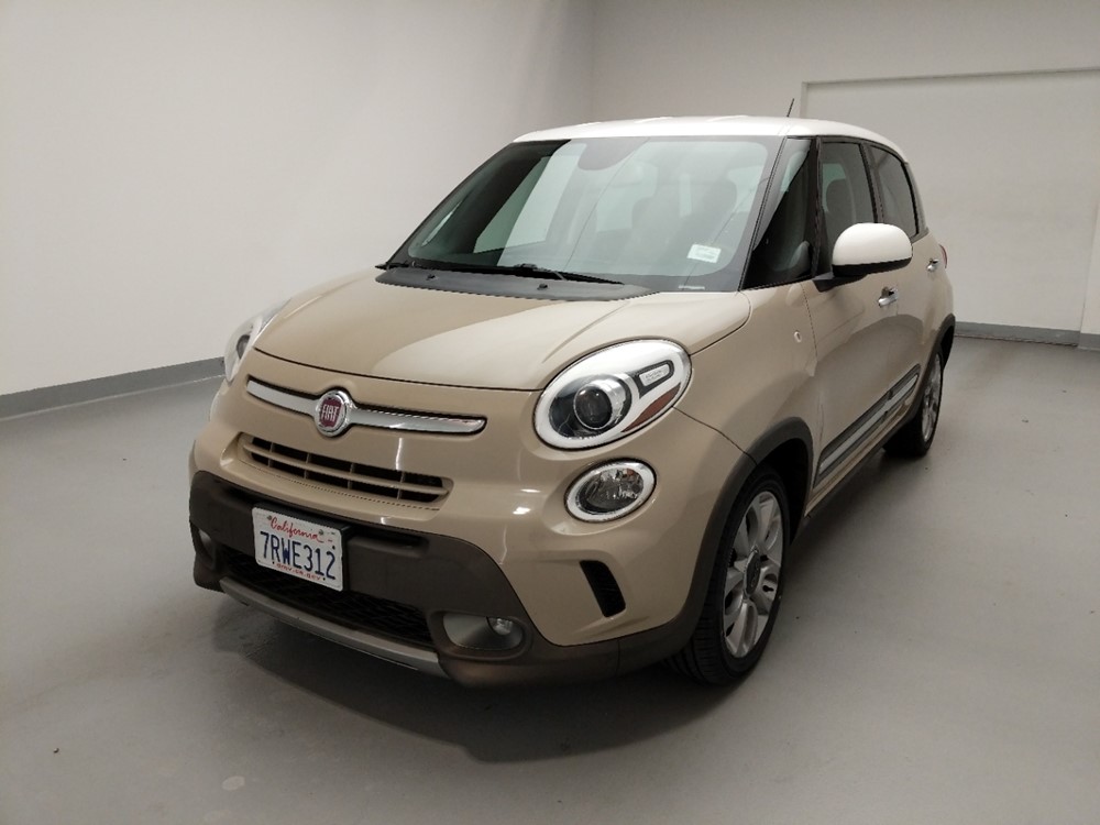 Used 2015 FIAT 500L Driver Front Bumper